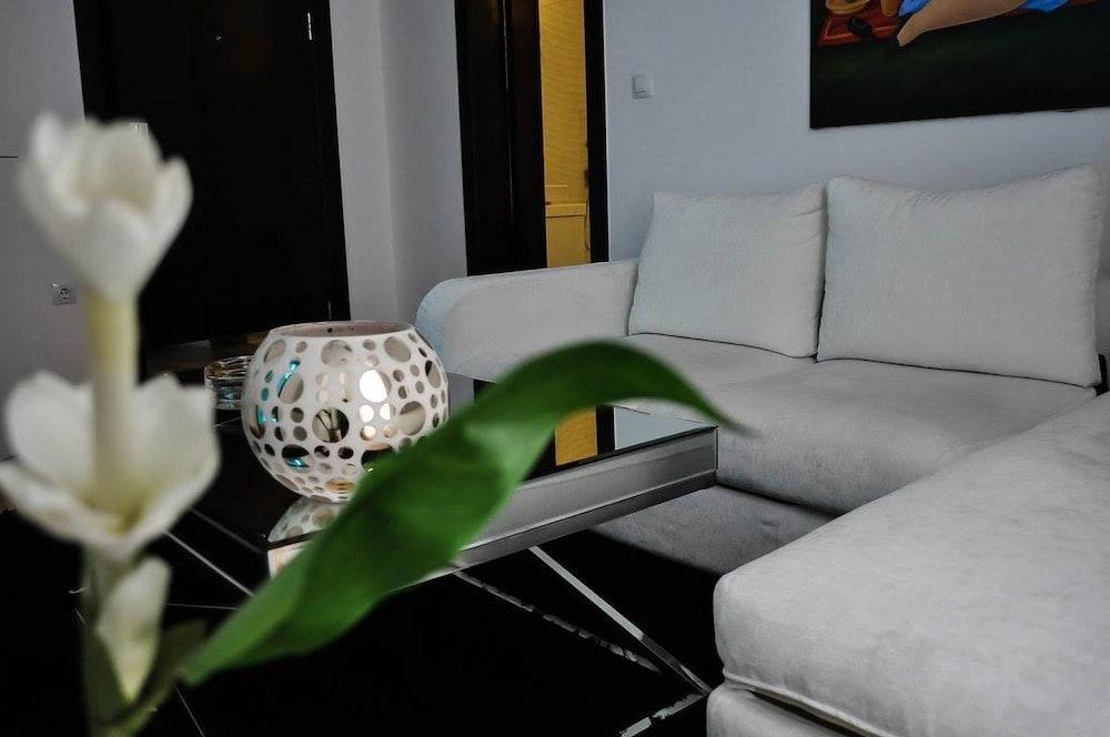 Andromeda Hotel Thessaloniki Exterior photo